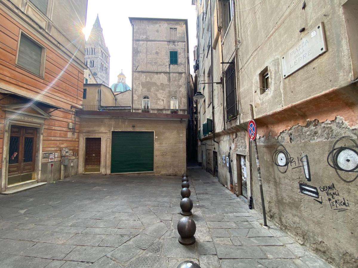 Casaviva- Ampio Appartamento Nei Vicoli Di Genova Exterior foto
