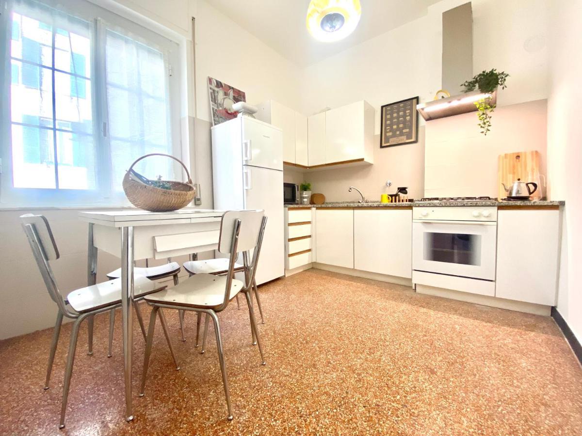 Casaviva- Ampio Appartamento Nei Vicoli Di Genova Exterior foto